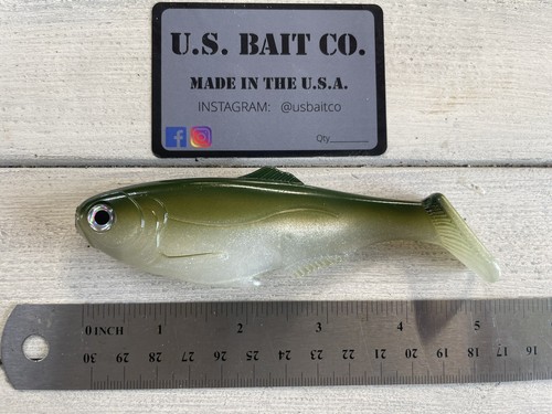 Weedless swimbait color - 5”,
